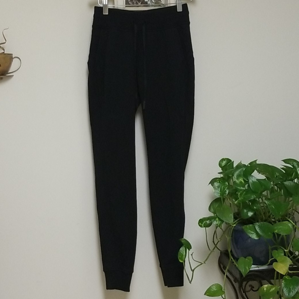 Lululemon Women's leggings Size 2